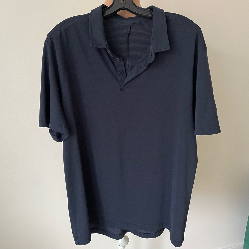 Lululemon Men’s Evolution Soft Jersey Short Sleeve Navy Blue Polo Shift EUC XXL